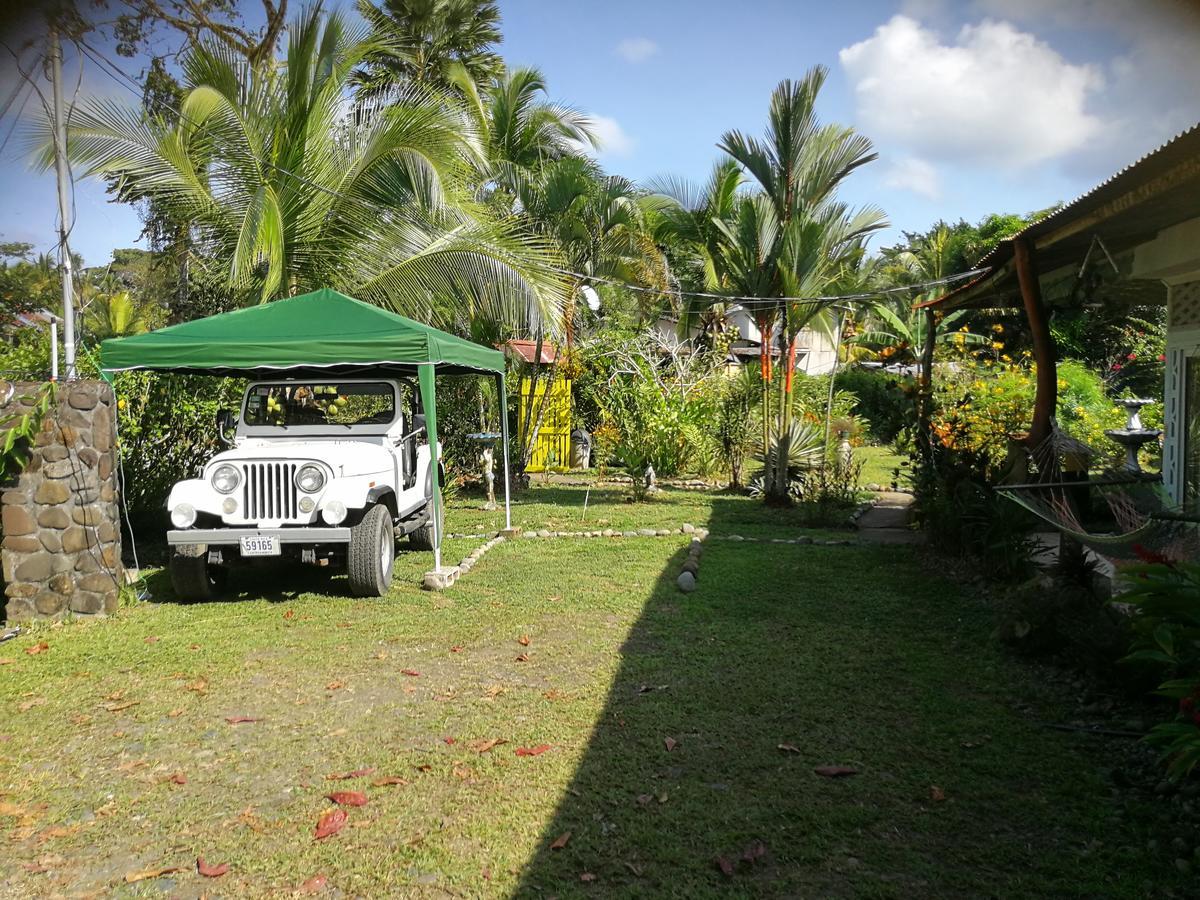 Secret Garden Hotel Cahuita Bagian luar foto